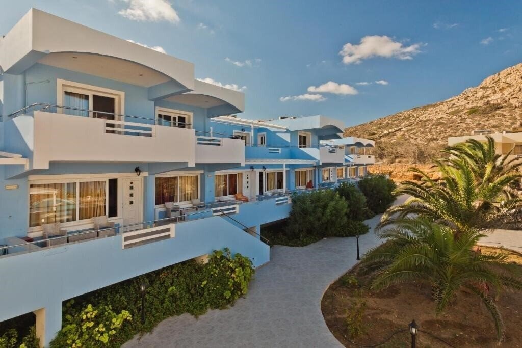 Royal Beach Resort 4* суреті