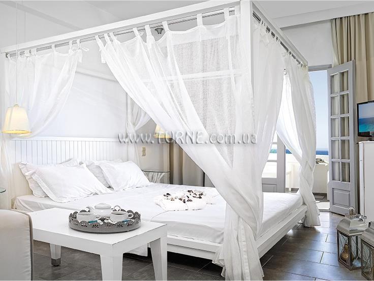 Отель White Suites Resort 4*