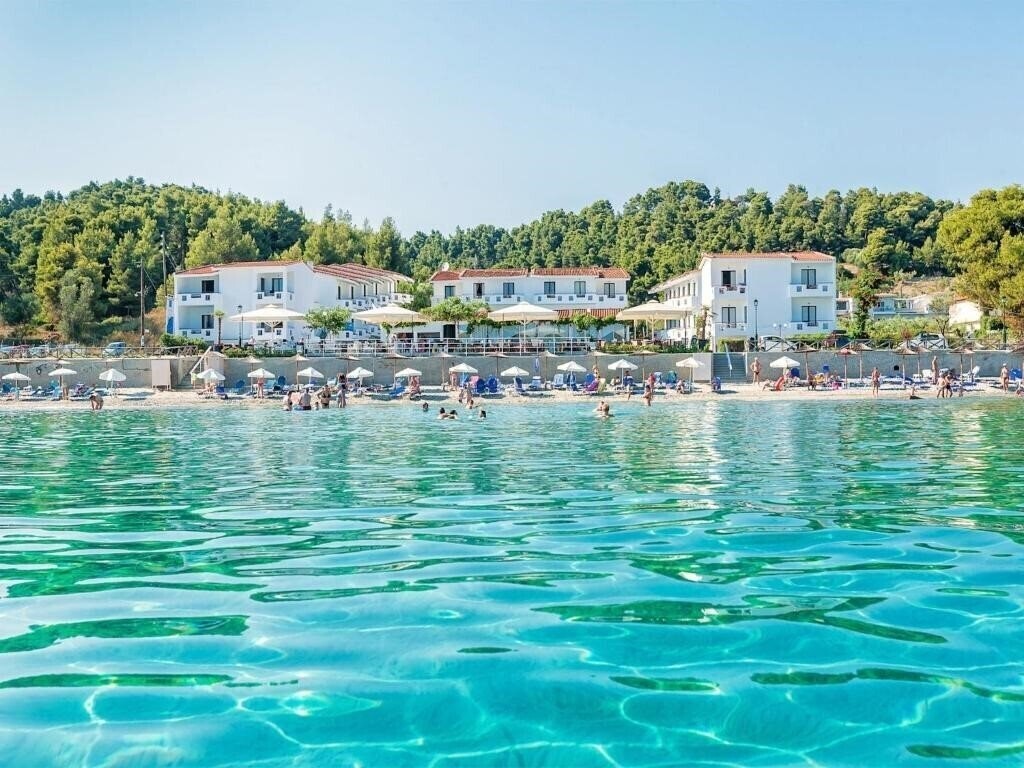 Xenios Dolphin Beach 3* қонақ үйі
