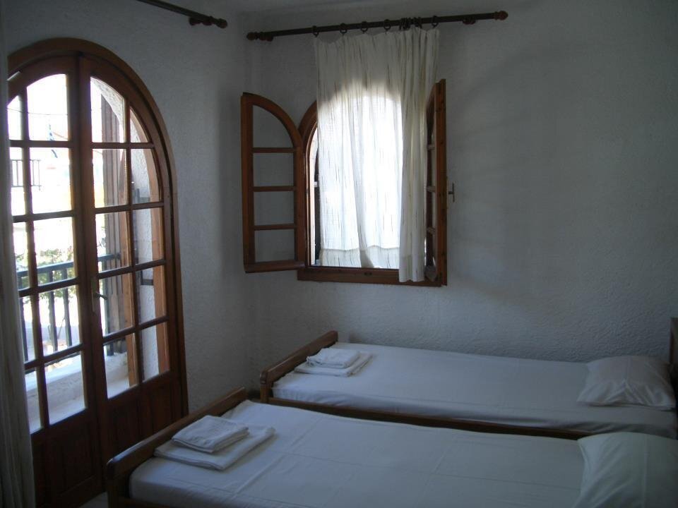 Tzogalis Apartments апартаменты қонақ үйі