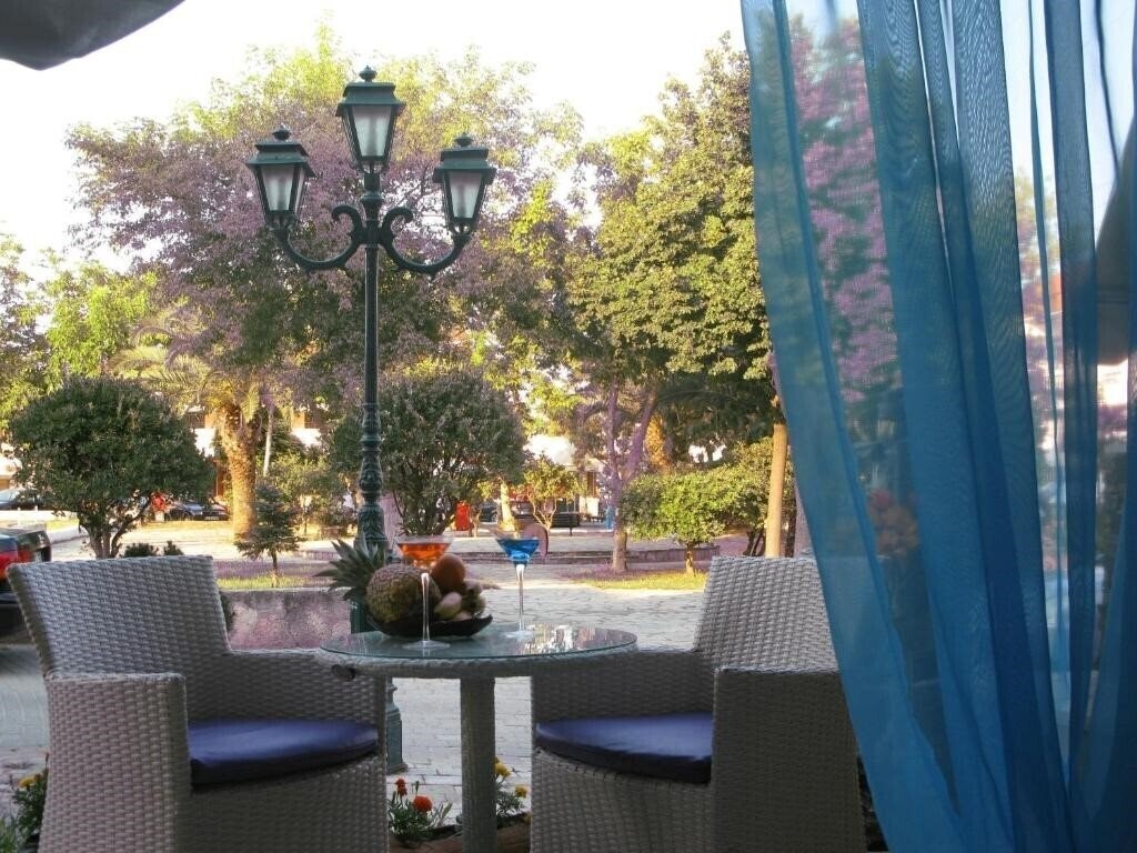 Royal Studios апартаменты суреті