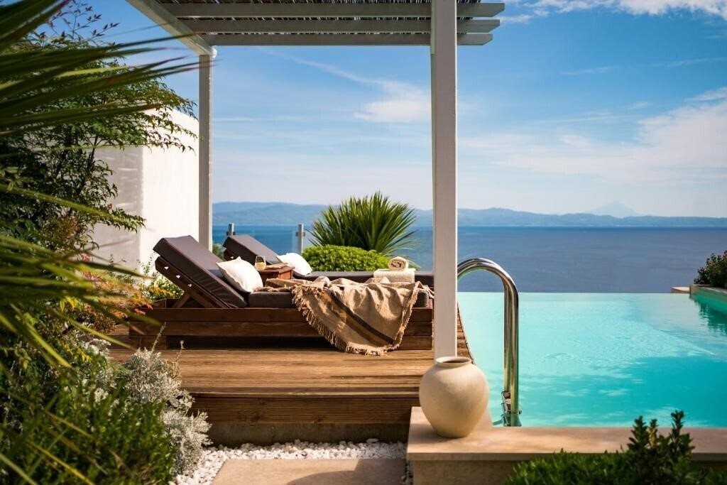 Kappa Luxury Villas & Suites 4* қонақ үйі
