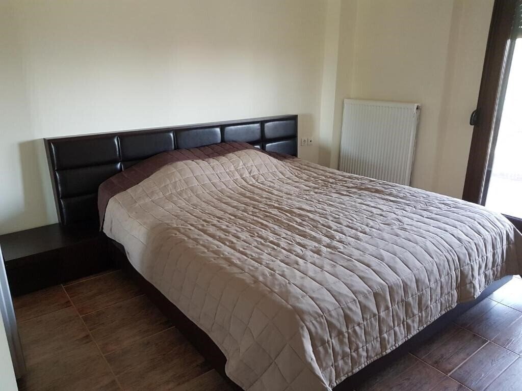 Paradise Hotel Kriopigi 3* суреті