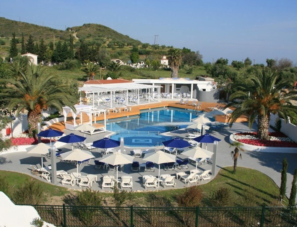 Ioli Village Hotel Apartments 3* қонақ үйі
