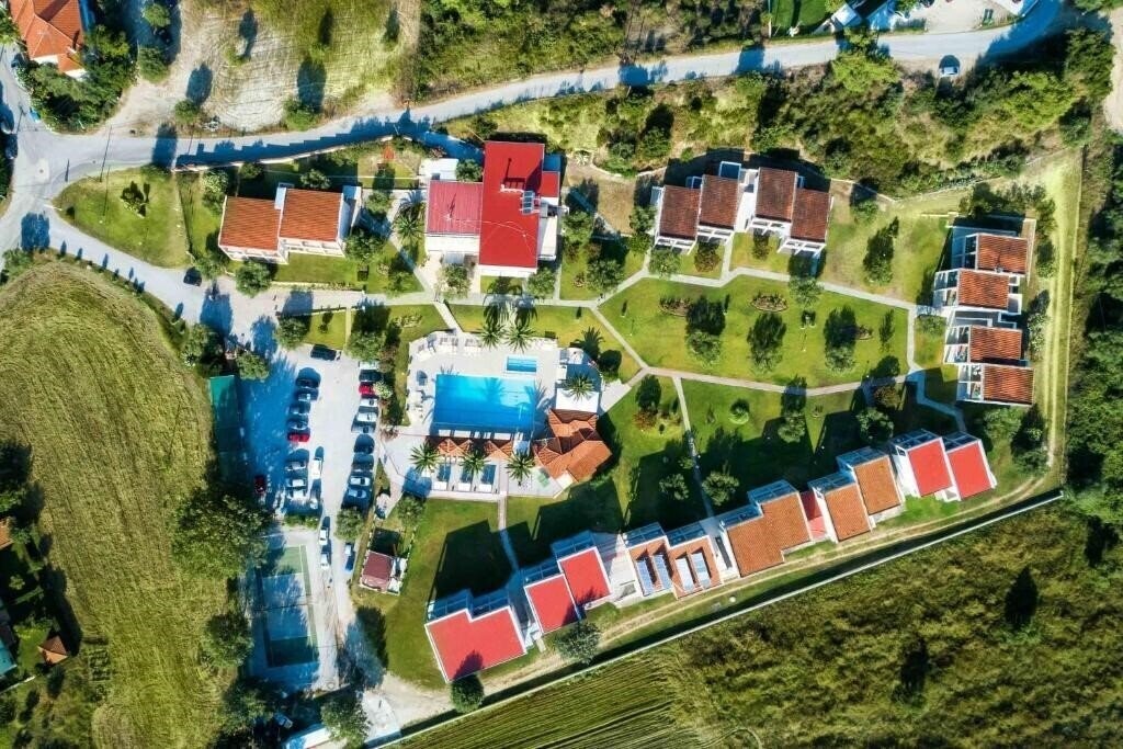 Фото Iris Hotel Siviri 3*