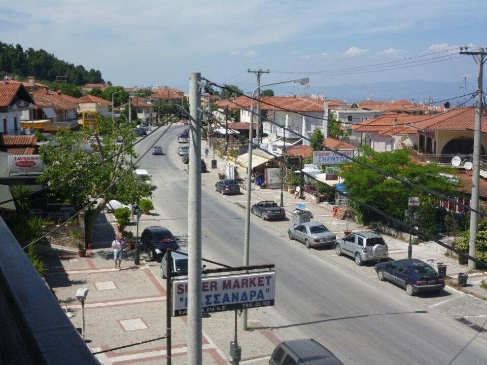 Adonis Hotel Kriopigi 2* суреті