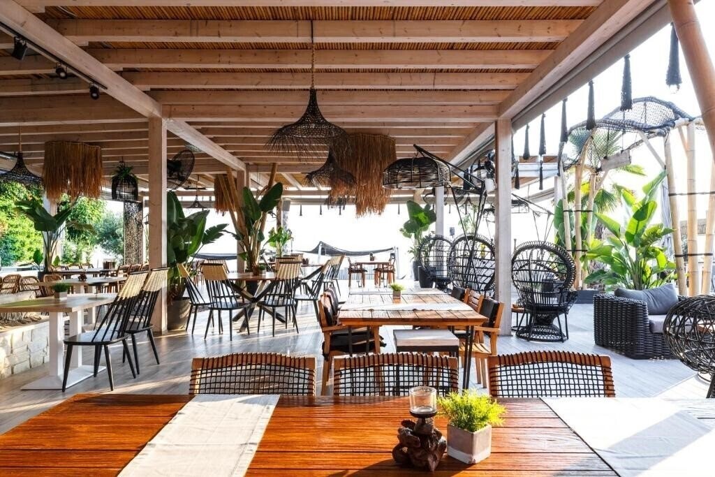 Blue Carpet Luxury Suites 3* фотосуреті