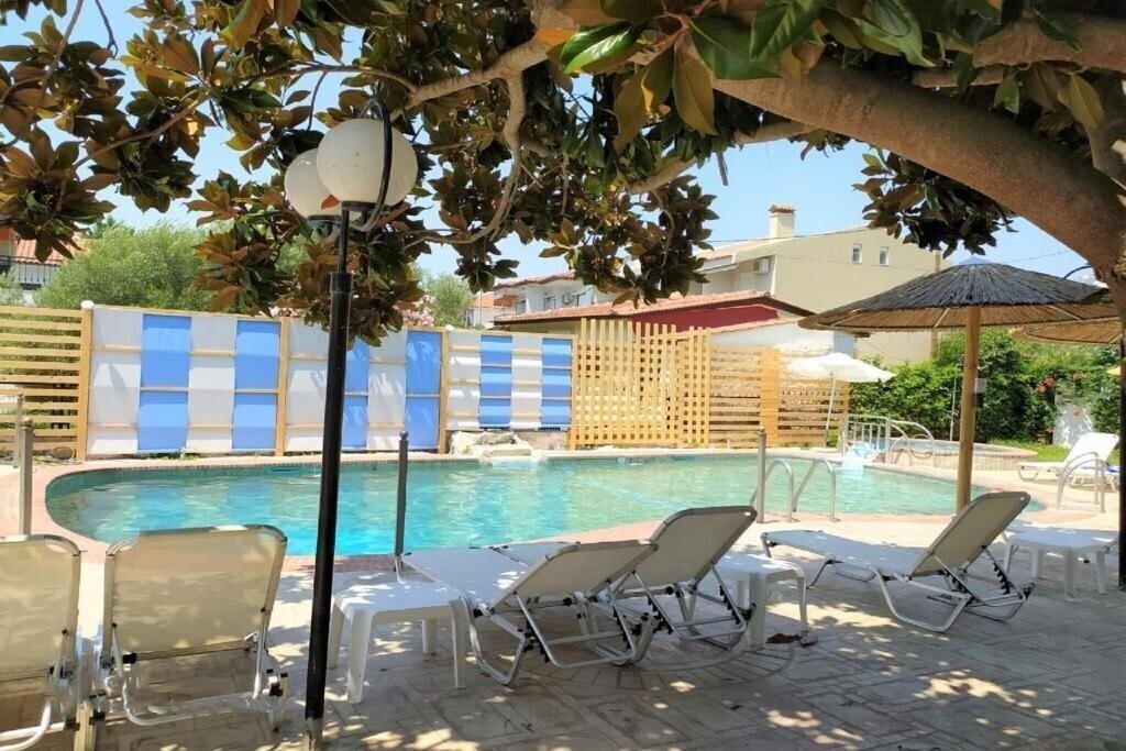 Изображение Greek Pride Themelis Studios Апартотель 1*