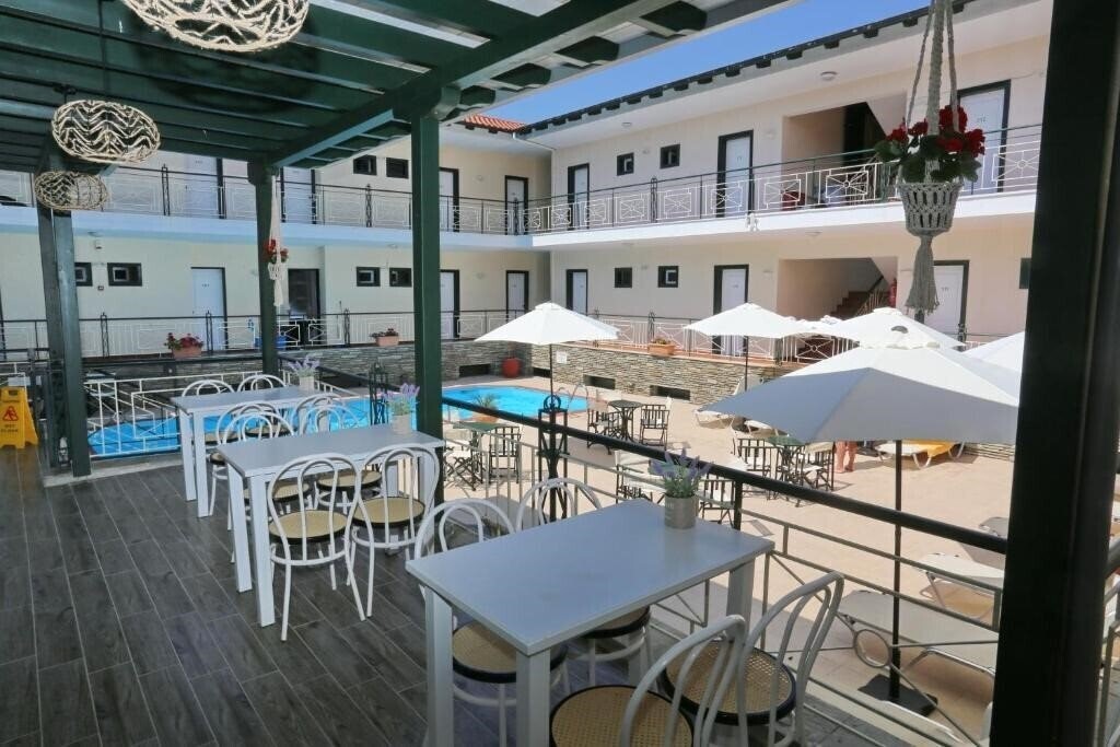 Sun Hotel 3* фотосуреті