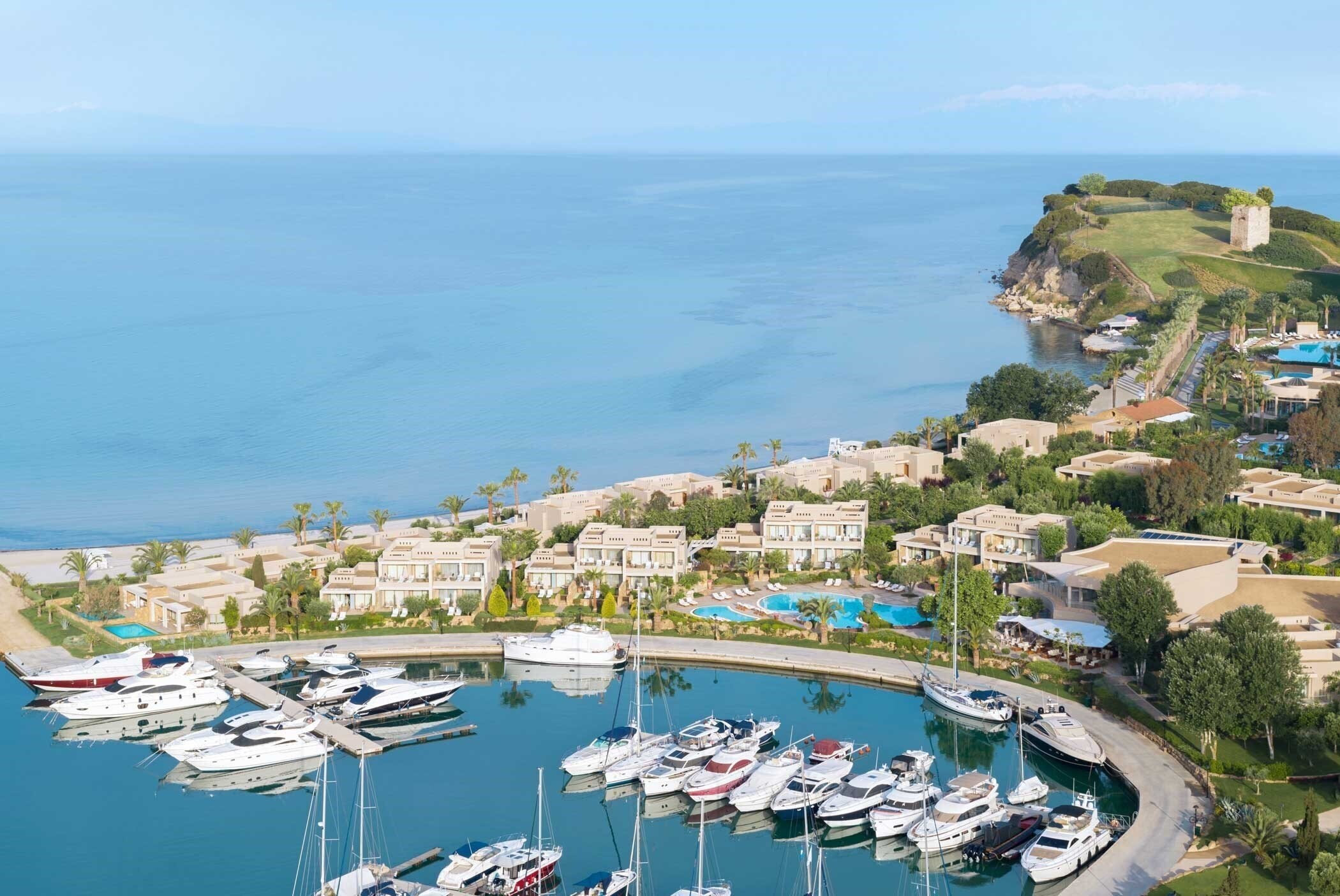 Sani Asterias Suites 5* қонақ үйі