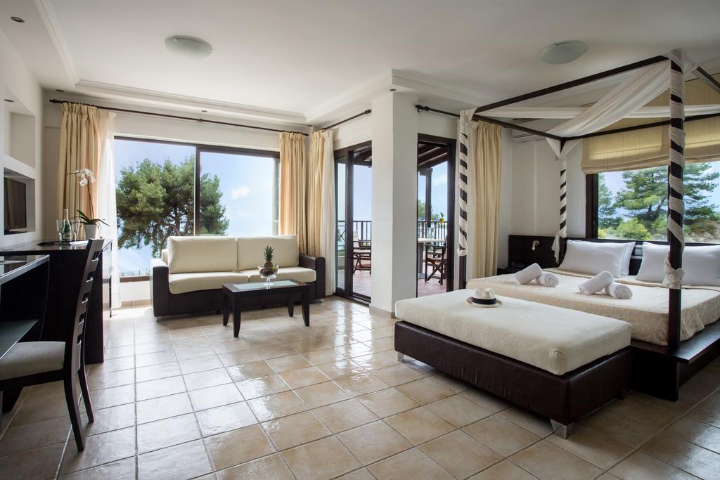 Elani Bay Resort Hotel 4* суреті