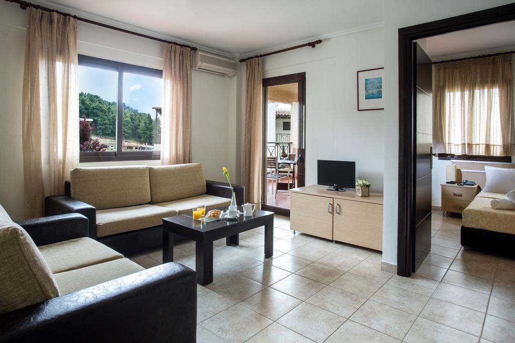 Elani Bay Resort Hotel 4* суреті