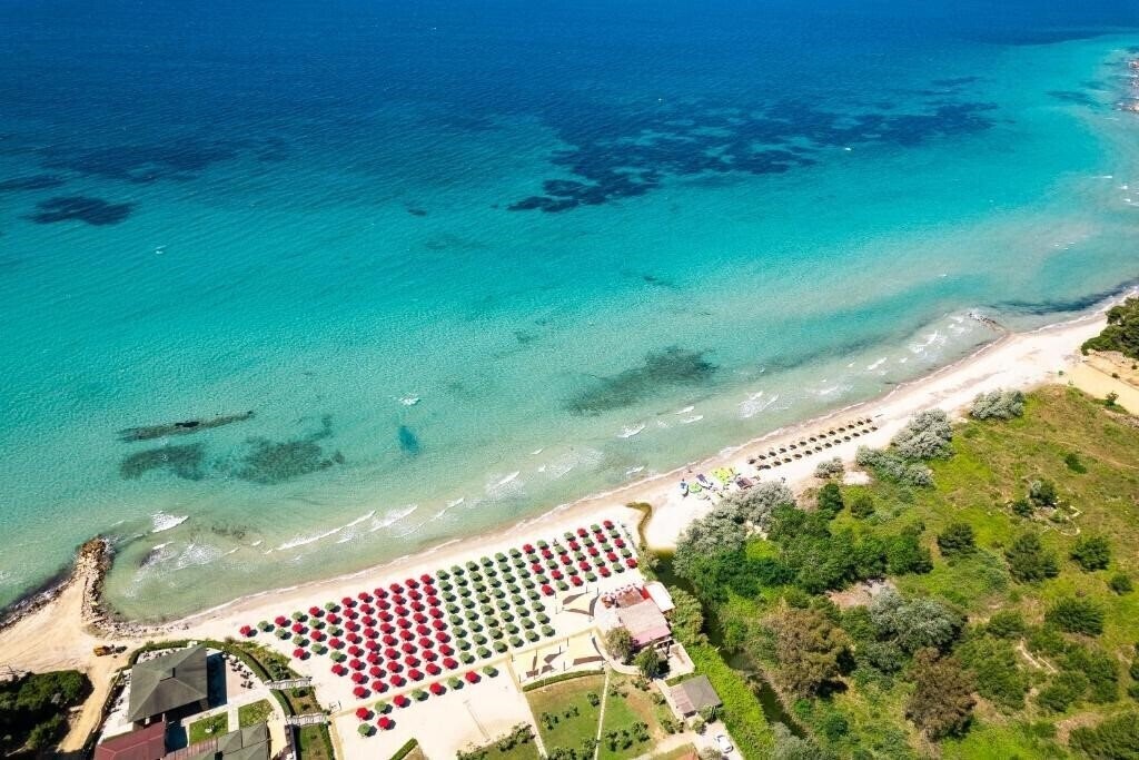 Отель Simantro Beach 5*