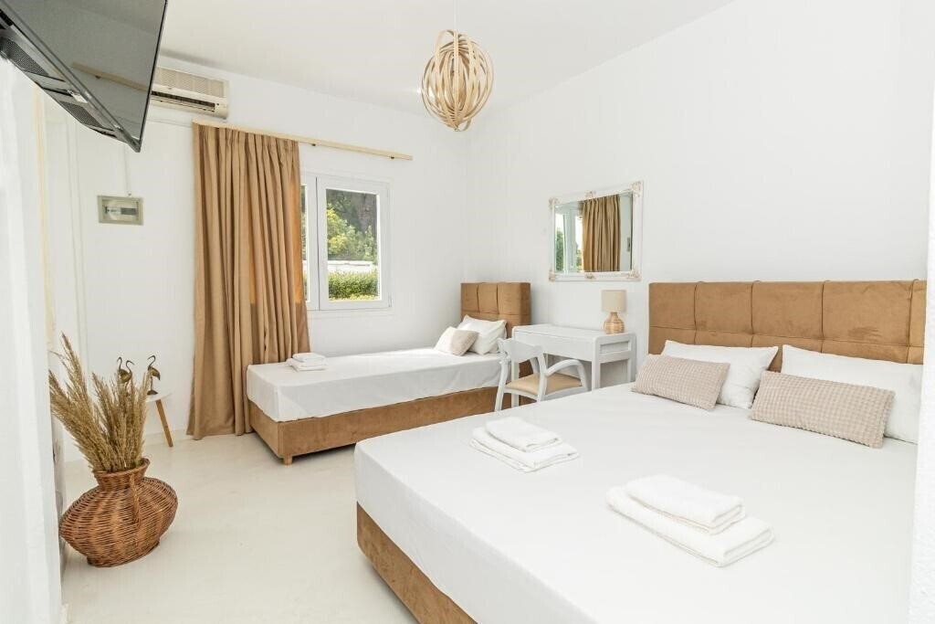 Theo Bungalows 3* суреті