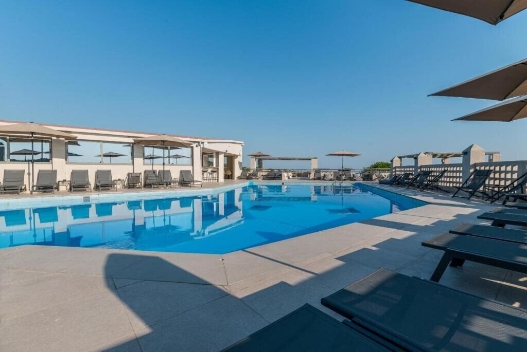 Arya Hotel (ex. Daphne Holiday Club) 3* қонақ үйі