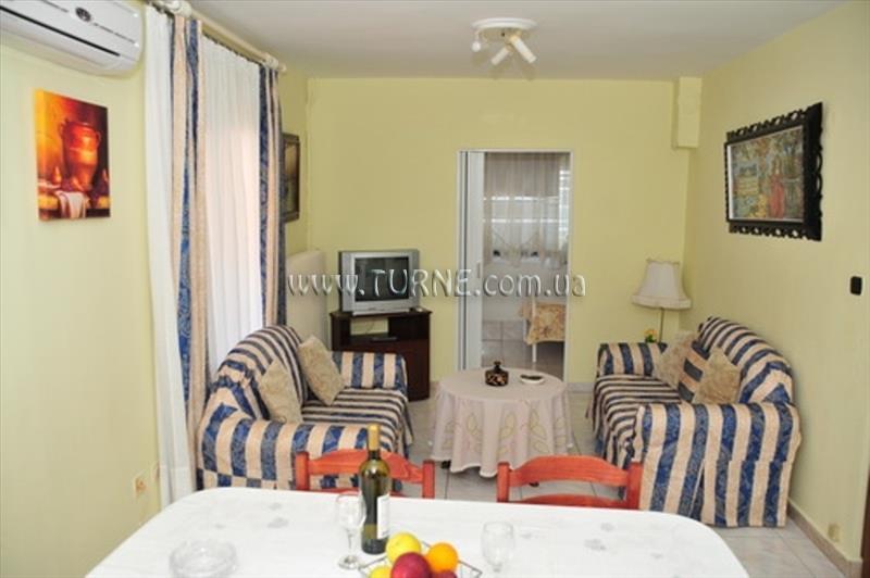 Отель Family Apartments 2*