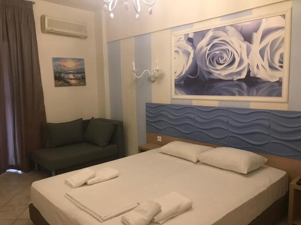 Leonidas Apartments 3* фотосуреті