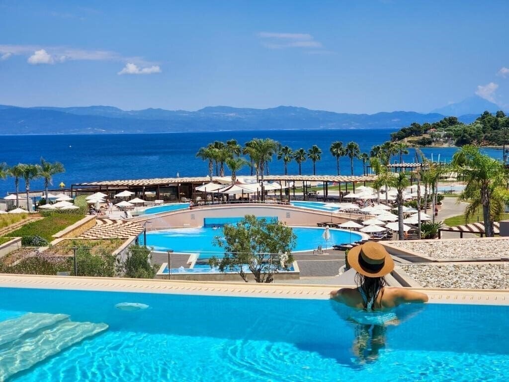Отель Miraggio Thermal SPA Resort 5*