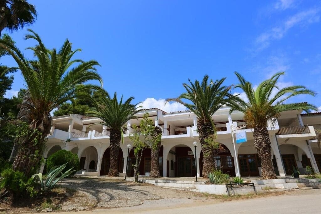 Отель Maison La Mer Apartments апартаменты