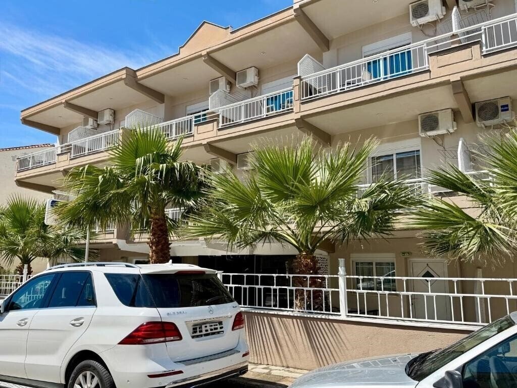 Brother's House 3* суреті