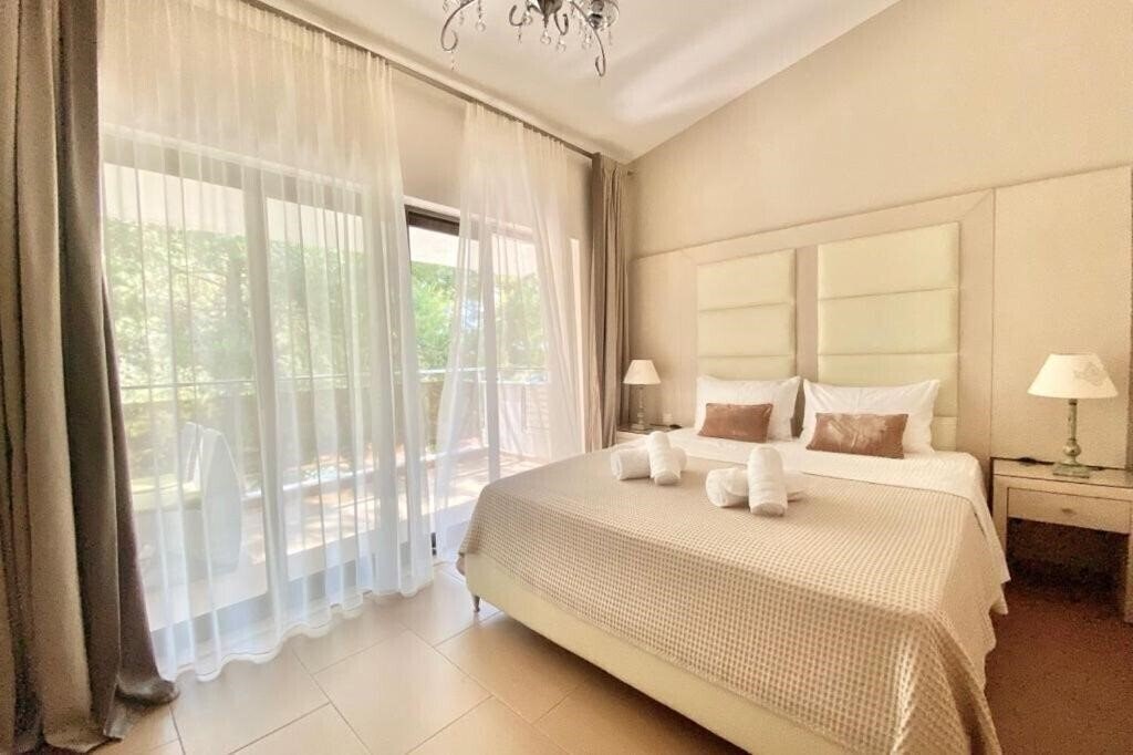 Картинка Greek Pride Cronwell Rahoni 5*