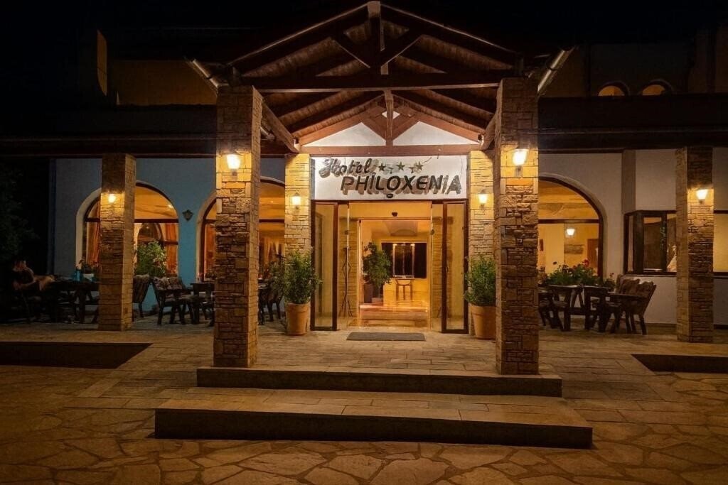 Отель Filoxenia Hotel Kavala 4*