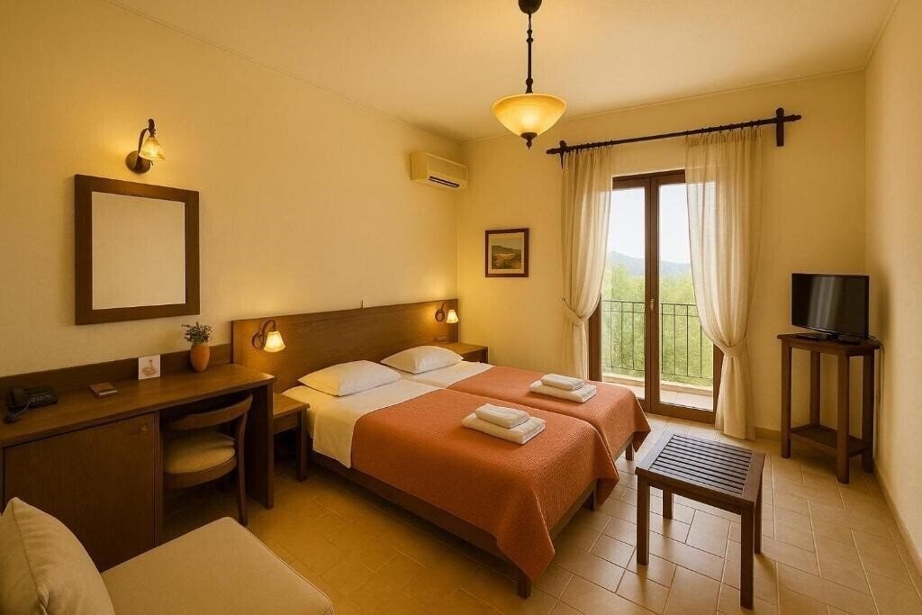 Фото Filoxenia Hotel Kavala 4*
