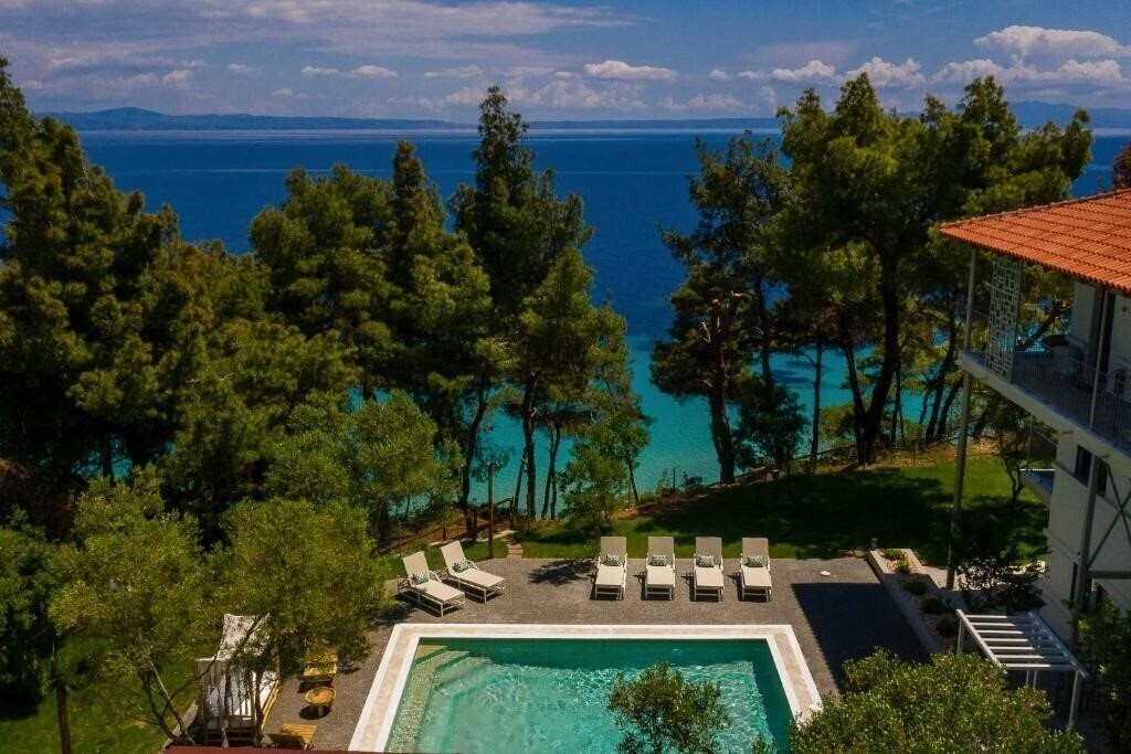 Elies 33 Bio Retreat 4* қонақ үйі