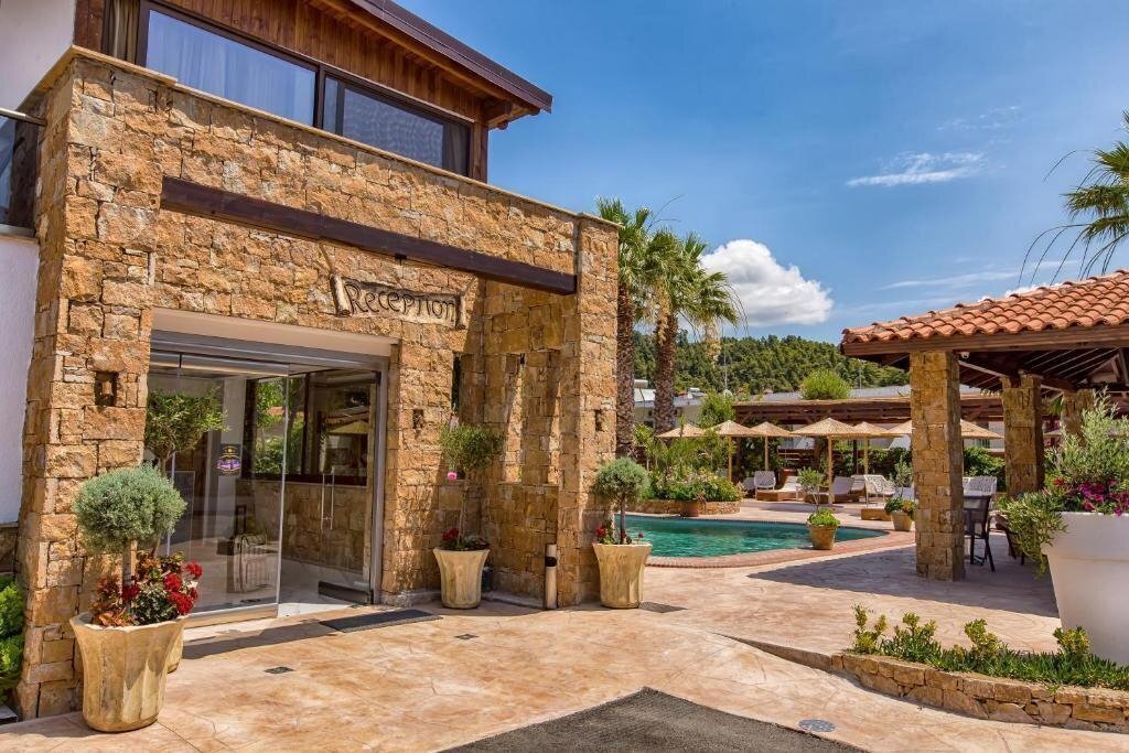 Greek Pride Seafront Hotel 4* фотосуреті