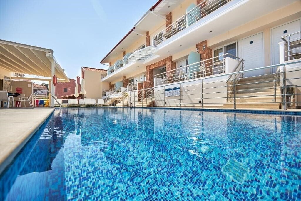 Nikiti Comfort Apart Hotel апартаменты суреті