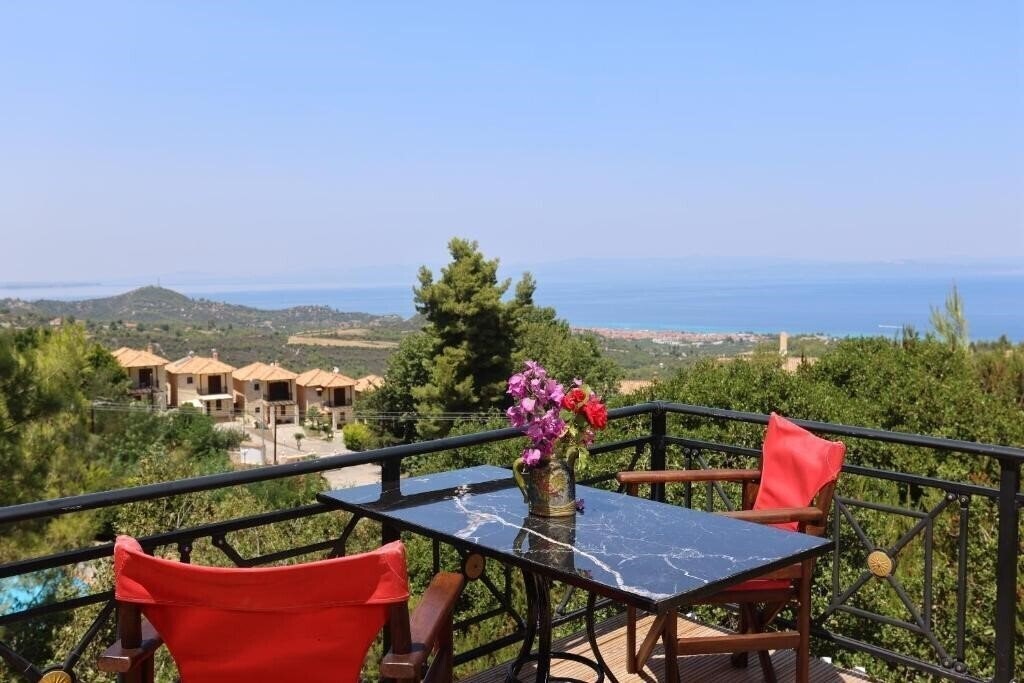 Фото Akritas Ef Zin Villas & Suites 3*