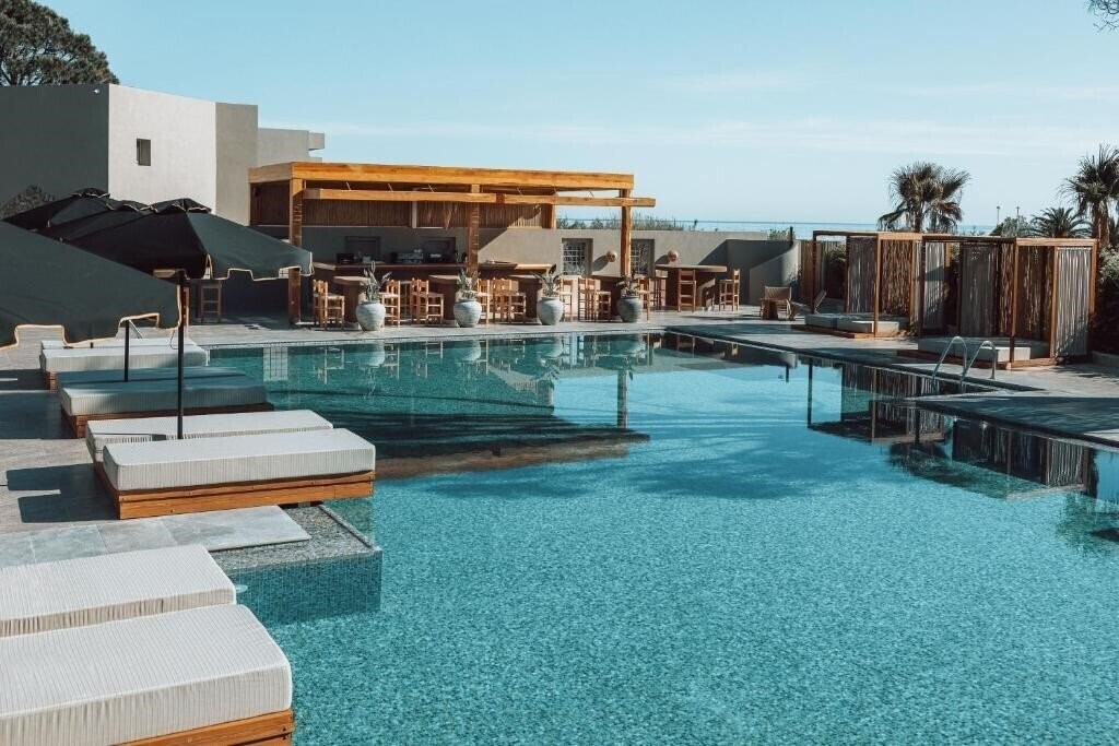 Eliros Mare 4* қонақ үйі