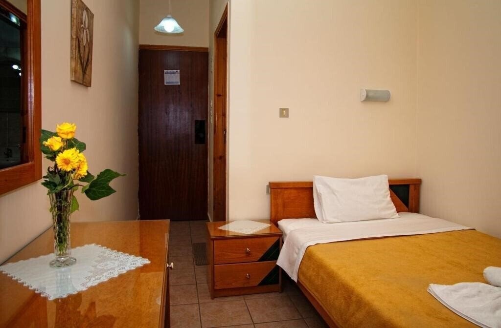 Nicolas Hotel 1* фотосуреті