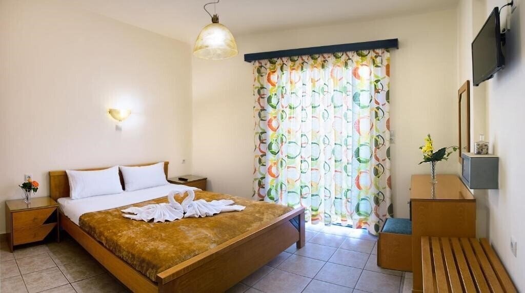 Nicolas Hotel 1* суреті