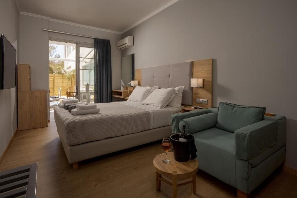 Фото Georgioupolis Beach Hotel 4*