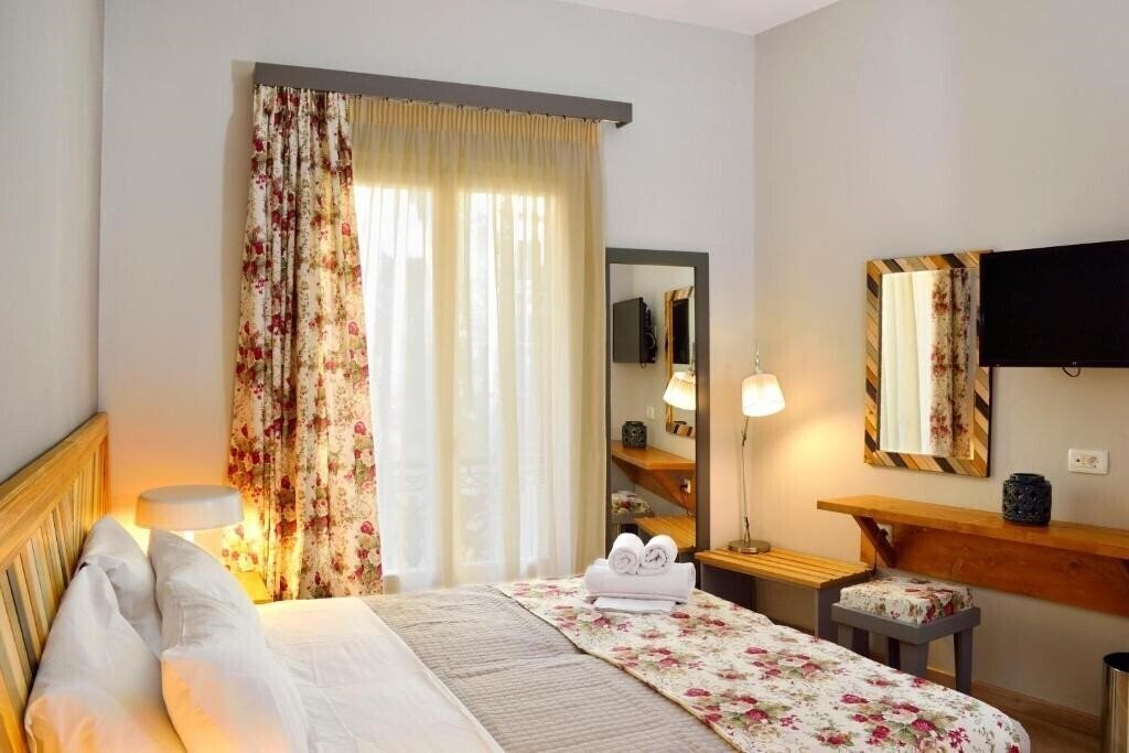 Фото Elia Dorotheou Hotel 3*