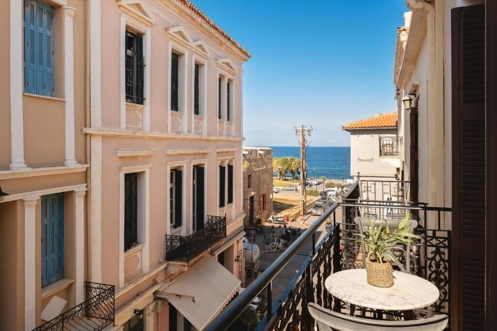 Отель Elia Palazzo Hotel 3*