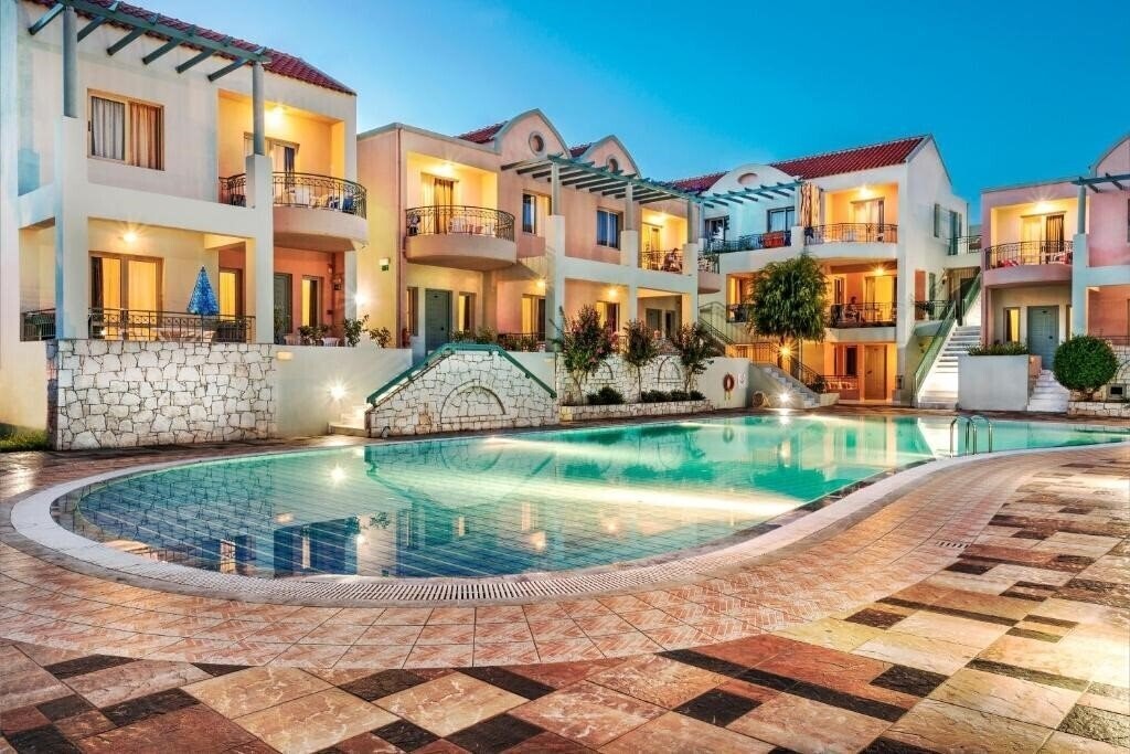 Lotus Hotel Apartments 4* қонақ үйі