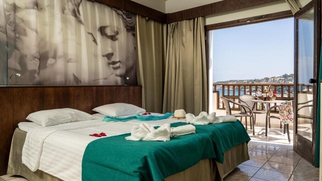 Фото Almyrida Bay Hotel 3*