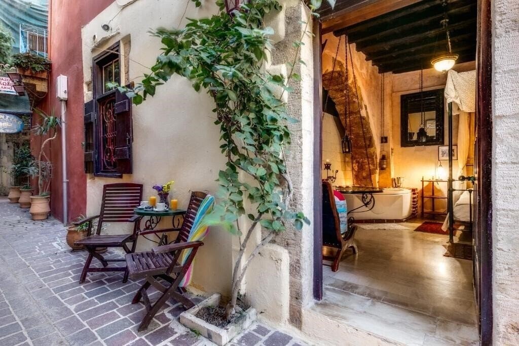 Captain Vasilis Hotel + 3* суреті