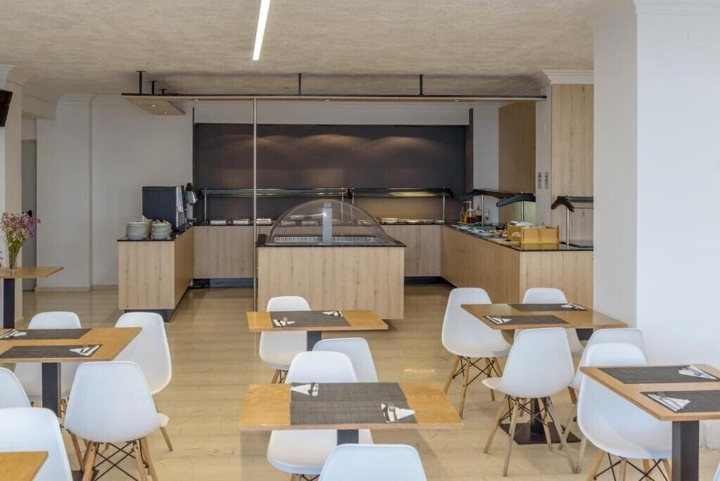 Azure Mare Hotel Adults 16+ 3* суреті