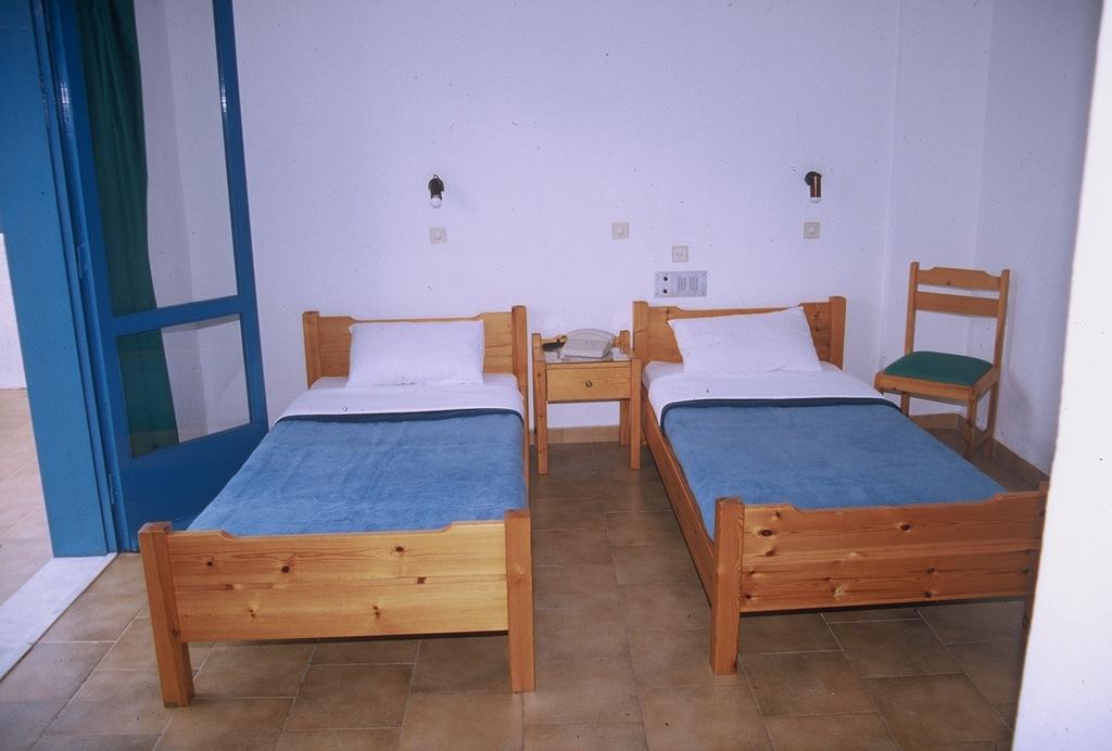 Friday Hotel 2* суреті