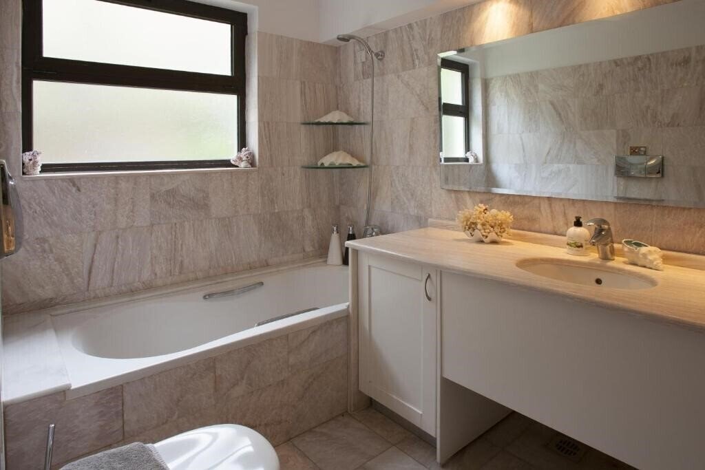 Фото Istron Villas 4*