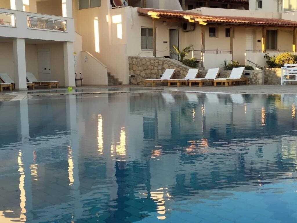Фотография Creta Suites 4*