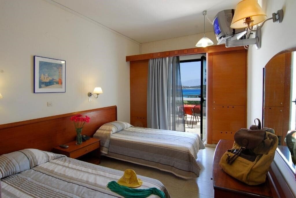 Lato Hotel 2* суреті