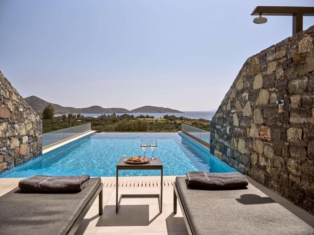 Отель Elounda Palm 3*