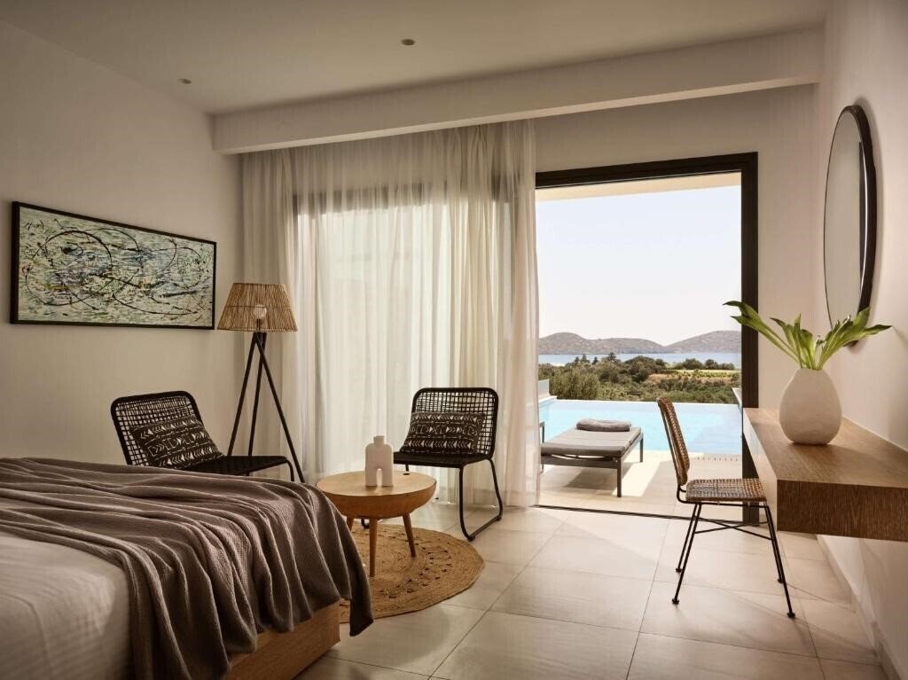 Фото Elounda Palm 3*