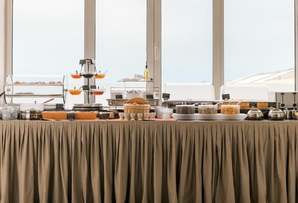 Фотография Plaza 3*