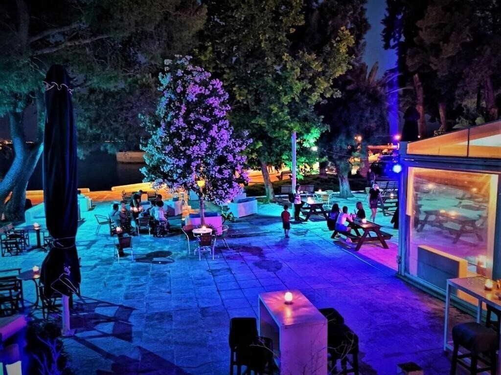 Картинка Akti Hotel Loutraki 2*