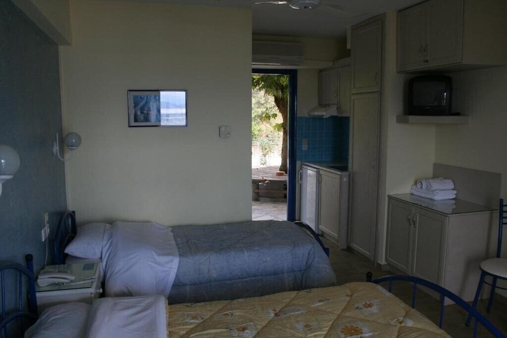 Agnadi Hotel 2* суреті